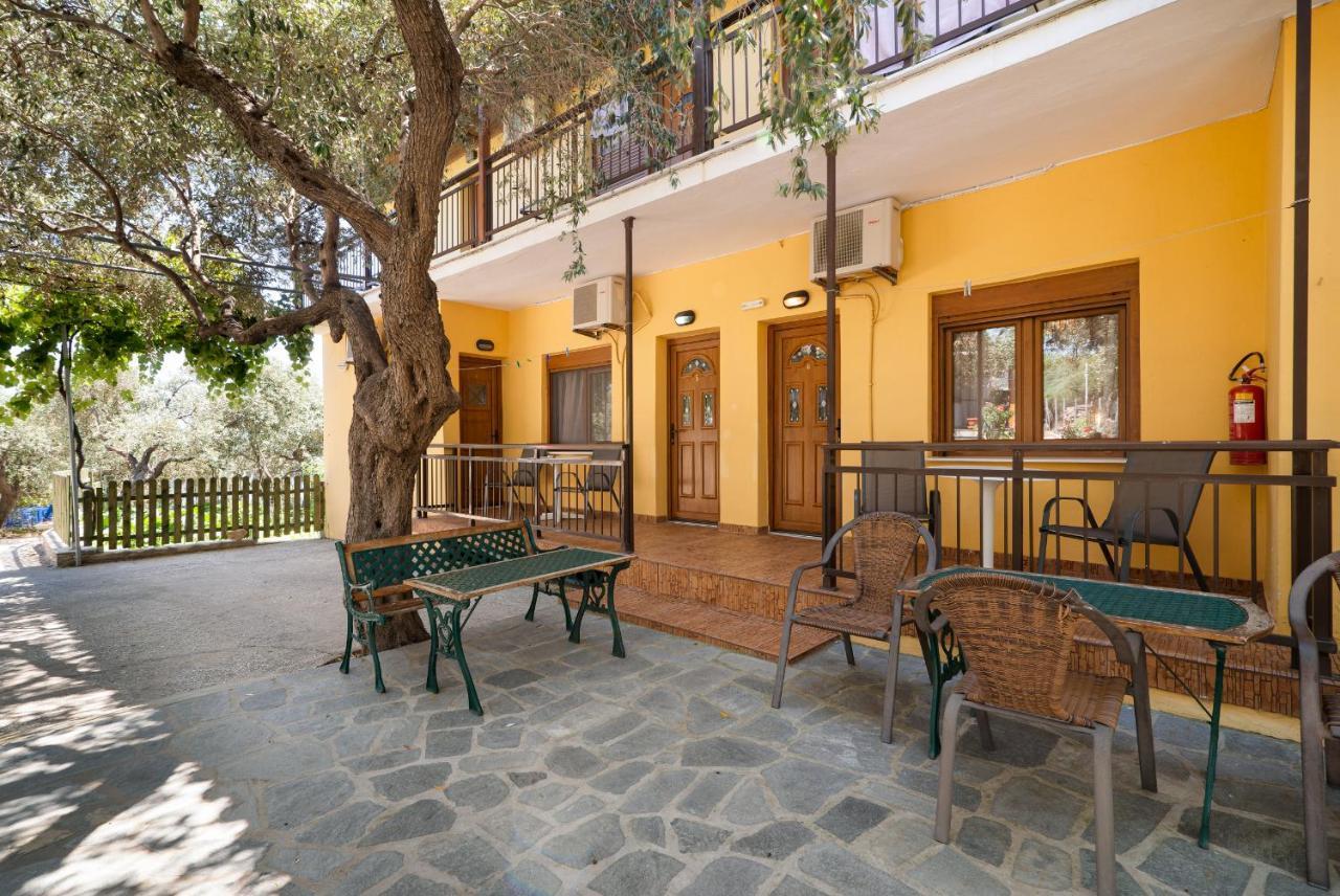 Hotel Archodissa Pansion Alikí Exterior foto